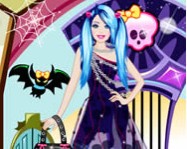 Barbie in monster high online